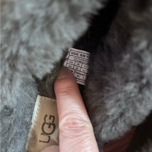 UGG Gray Shearling-Lined Slip-On Slippers - Picture 3 of 3